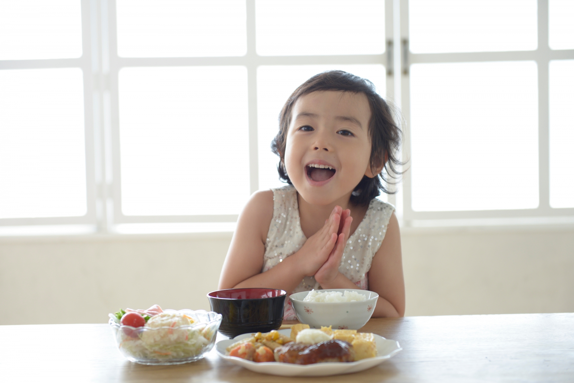 「食べること」とは